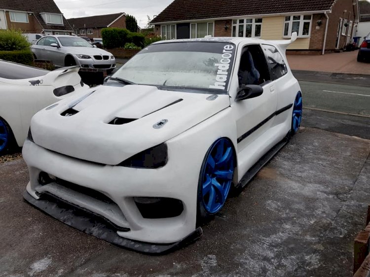 Russells Clio MK1 Project Stormtrooper 