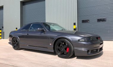 Ian's - Nissan R33 Skyline GTS-t Spec1