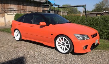 Nicklas's 2002 Lexus Is200 Sport