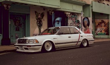 Pete Lees - 89 Toyota Crown Royal Saloon
