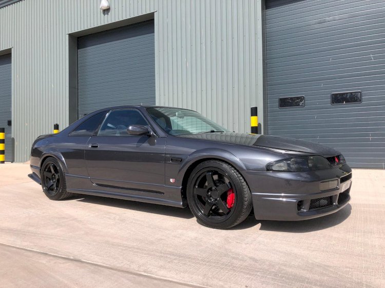 Ian's - Nissan R33 Skyline GTS-t Spec1