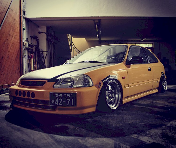 Timo - 99' Honda Civic Hatchback 