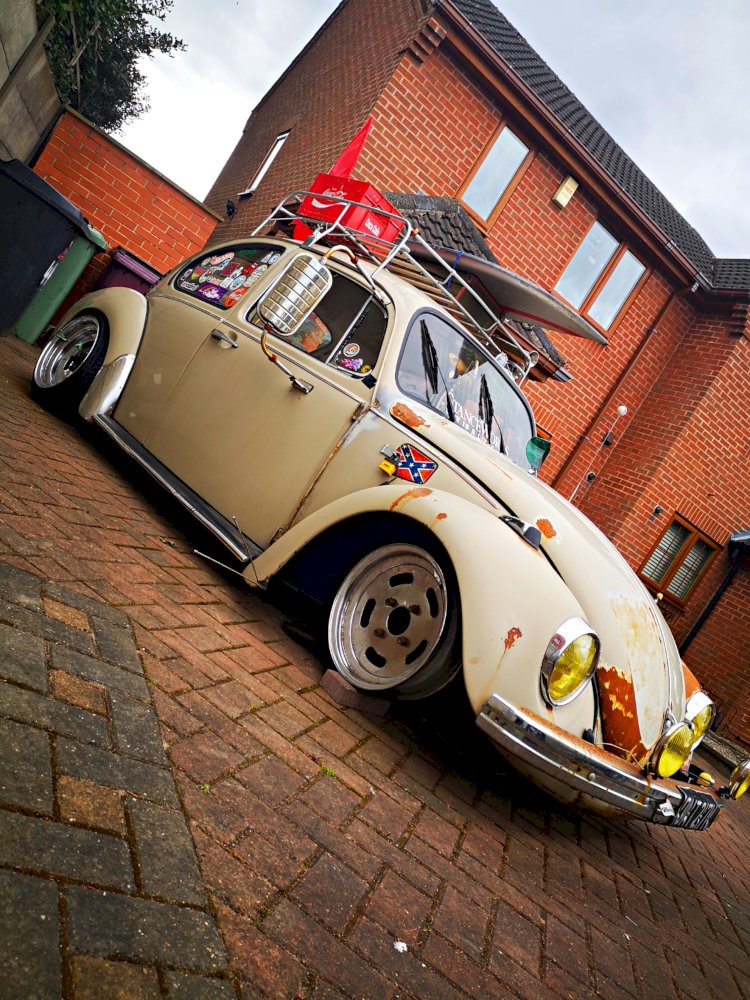 Connor - 73' VW Beetle 