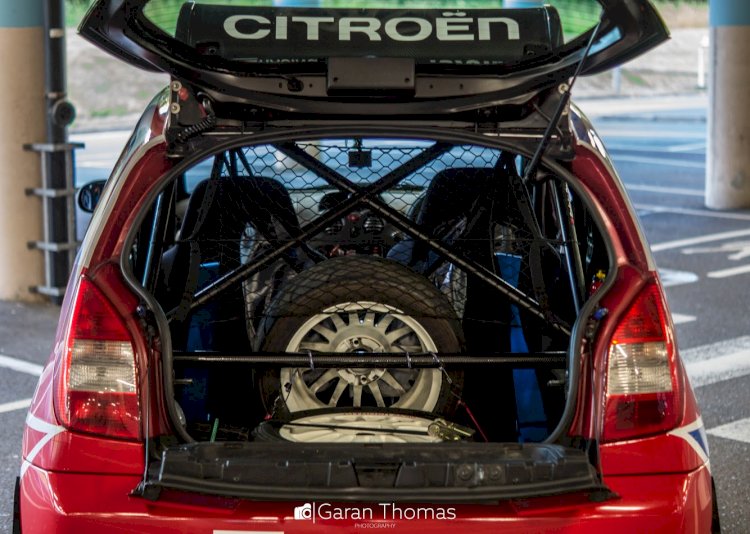 Project Citroen C2 VTS Track car interior shot from behind