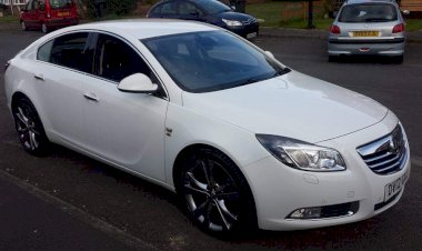 Neil Brighton - Vauxhall Insignia 2.0cdti Elite Nav