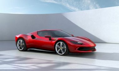 Ferrari Unveiled Newest Mid-Engine Super car