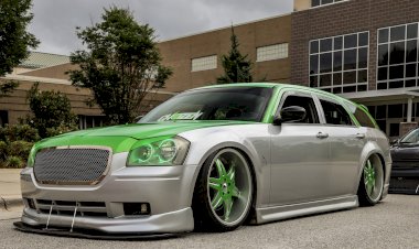Rob Cooling - 2006 Slammed Dodge Magnum