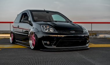 Molly Chislett -Bagged  Ford Fiesta ST150