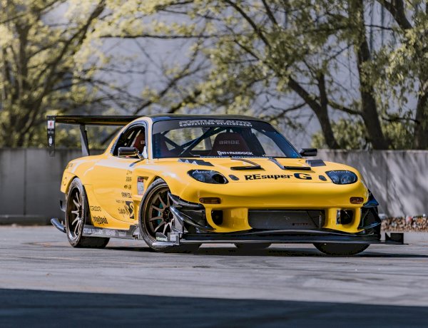 Unleash the Rotary Power: 1993 Mazda RX-7
