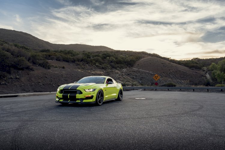 2016 Ford Mustang GT California Special - Omar Martinez