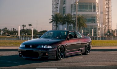 1995 Nissan Skyline R33 GTR Vspec - Connor Murphy