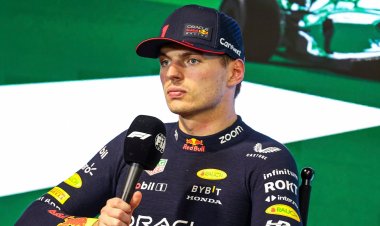 Verstappen hits Red Bull with criticism