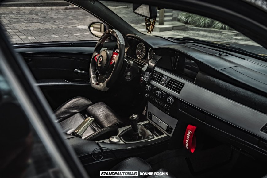The interior of a BMW E60 DINAN M5 6MT 