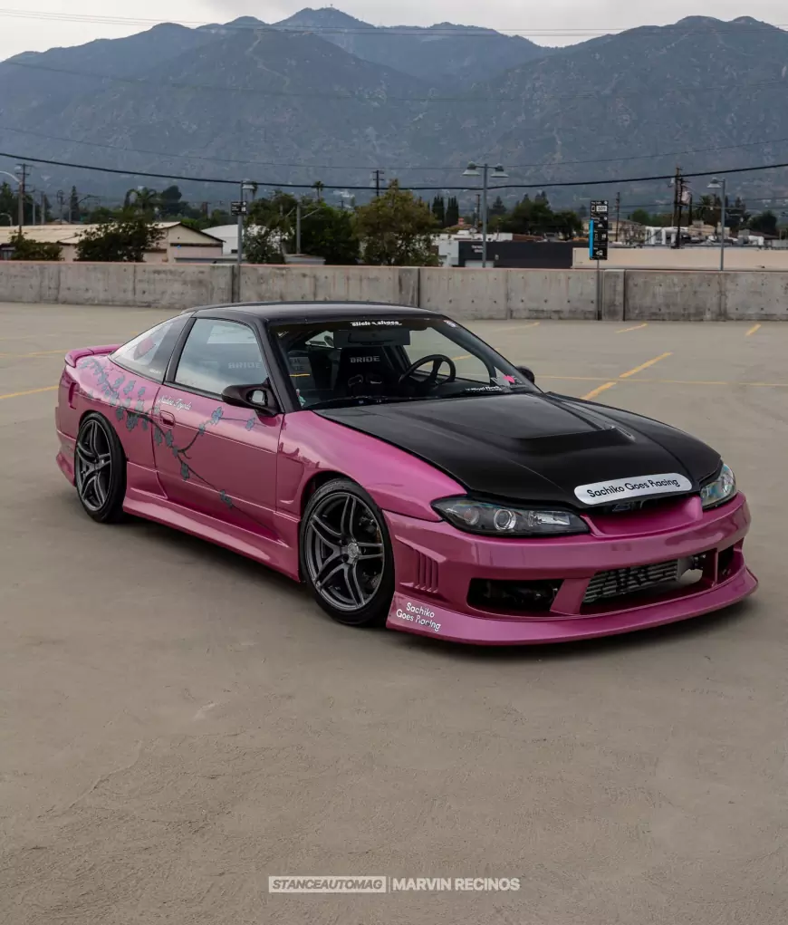 A Pink Nissan 240sx drift car