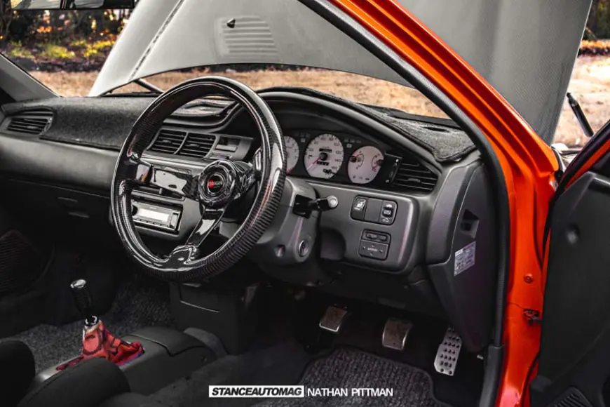 The interior of a 1992 Honda Civic SiR