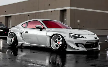 Are cars with extreme camber wheels dangerous to drive?