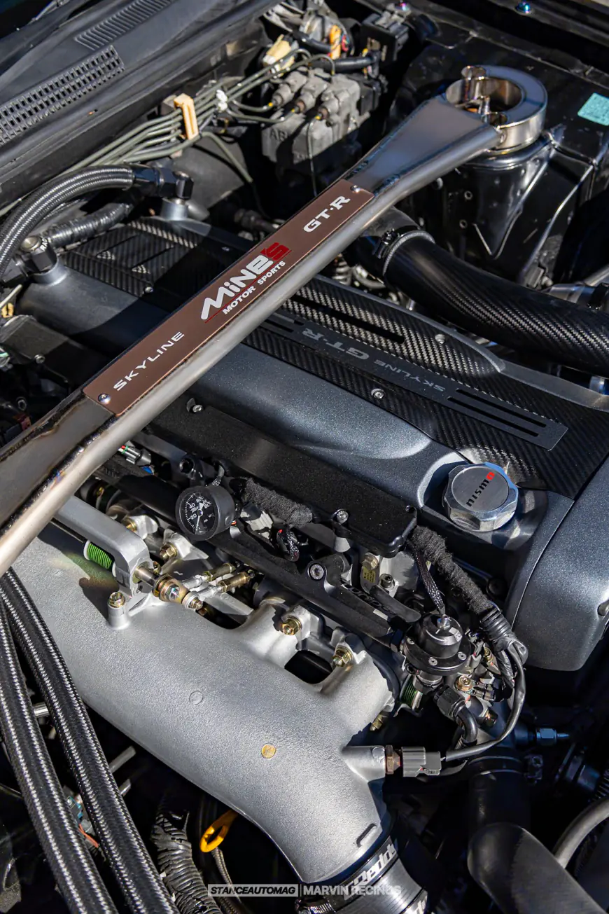 1995 Nissan Skyline R33 GT-R engine bay