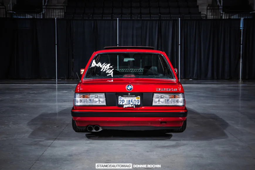 Full BMW E30 325is Build with Custom Interior & Stance