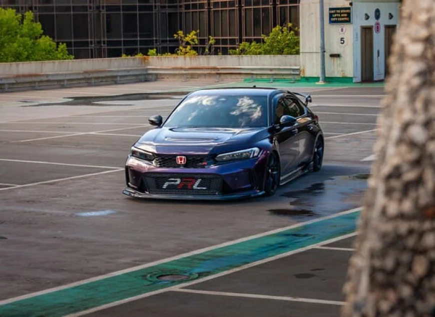 Honda Civic FL5 Type R with Custom Air Suspension
