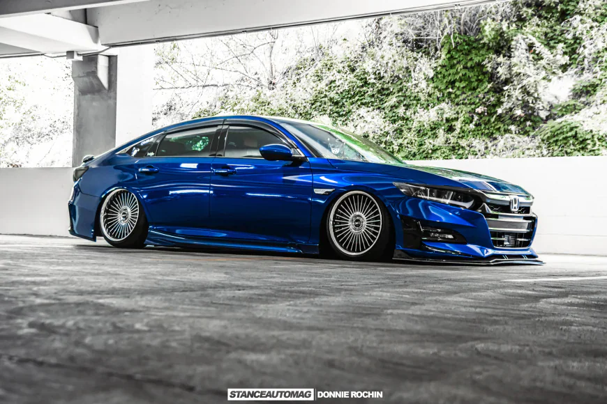 blue honda car