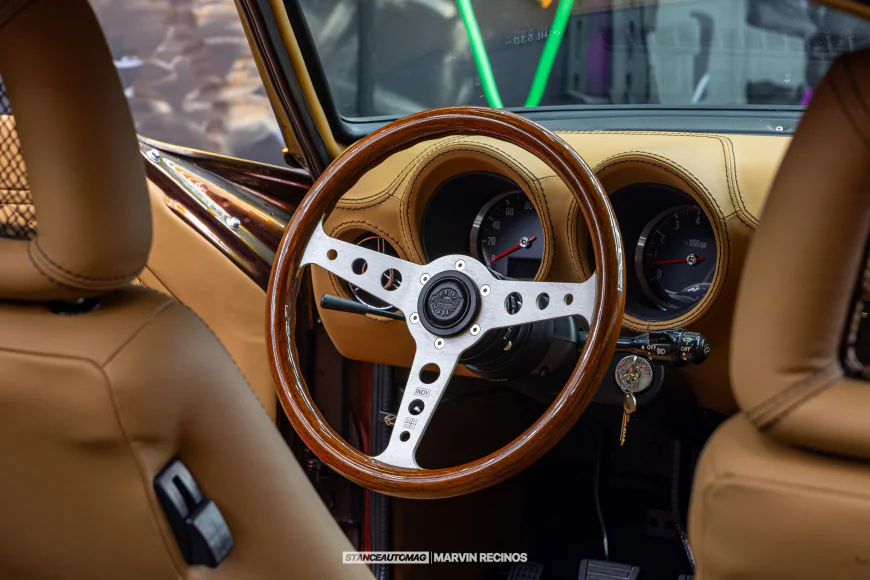 Restored 1970 Datsun 240Z Series 1 with L28 & Mikuni Build