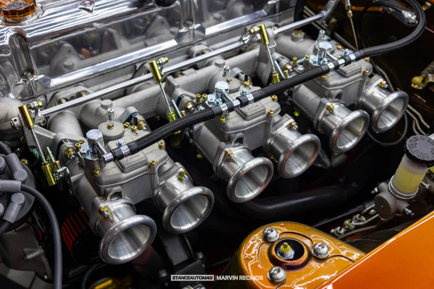 Restored 1970 Datsun 240Z Series 1 with L28 & Mikuni Build engine