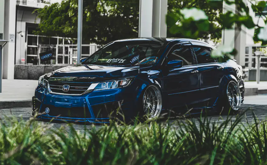 Euro vs JDM VIP Builds: What’s the Difference
