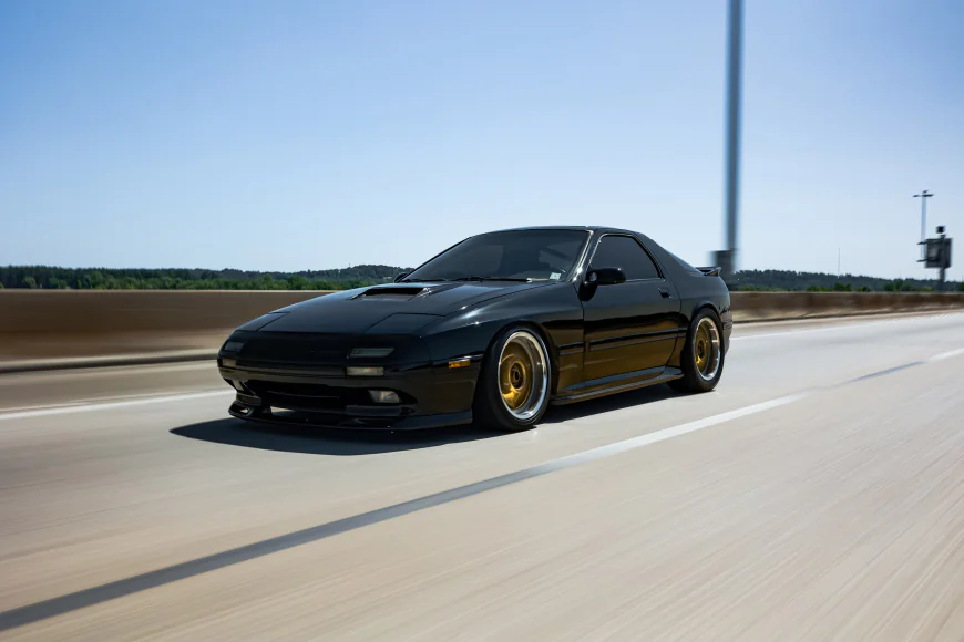 Black mazda rx7