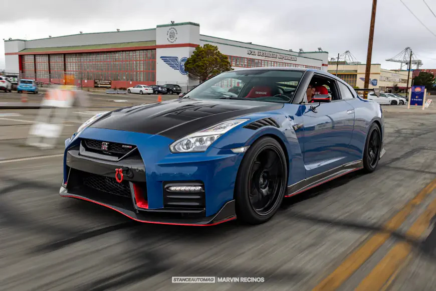 Nissan R35 GT-R
