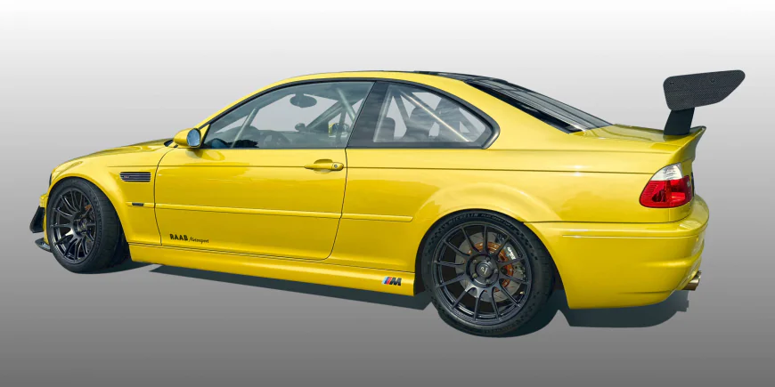 Yellow BMW M The ONE forged is currently available in sizes 10.0 x 18 and 11.0 x 18 inches, customised for BMW M models