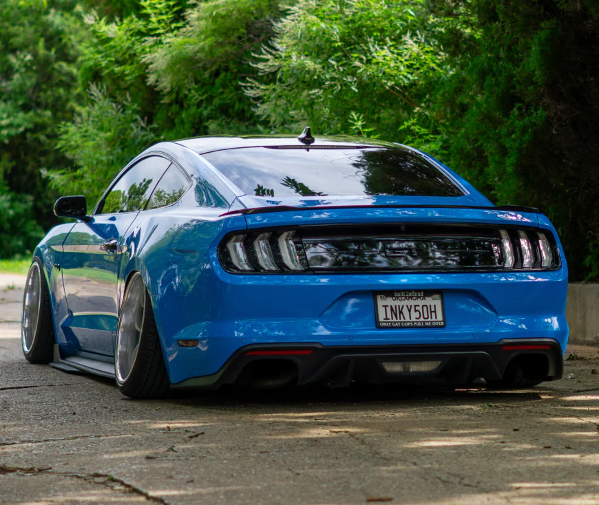 Bagged Ford Mustang GT Coyote S550 – Grabber Blue Airlift Build