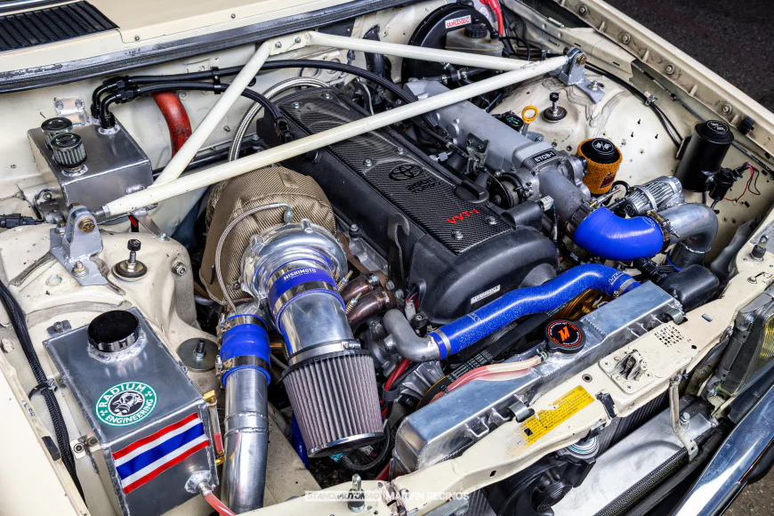 Mercedes W123 300D 1JZ Swap – 420hp Bagged Build