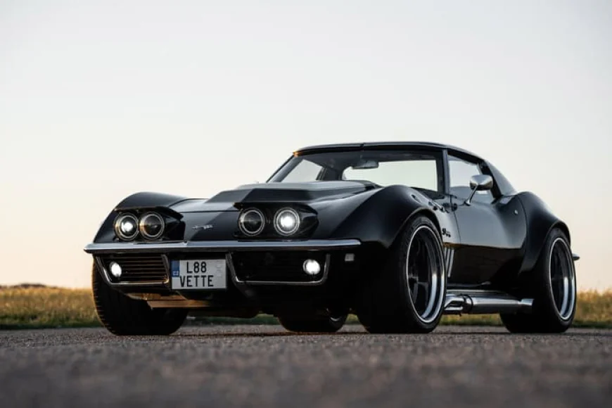 1969 Chevrolet Corvette C3 Restomod 715HP 8.8L V8 Build from Prague