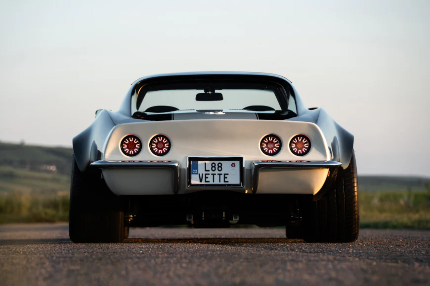 1969 Chevrolet Corvette C3 Restomod 715HP 8.8L V8 Build from Prague