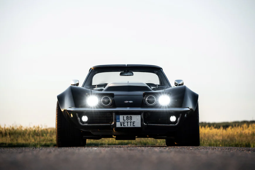 1969 Chevrolet Corvette C3 Restomod 715HP 8.8L V8 Build from Prague
