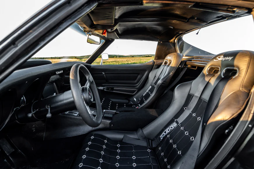 1969 Chevrolet Corvette C3 Restomod 715HP 8.8L V8 Build from Prague