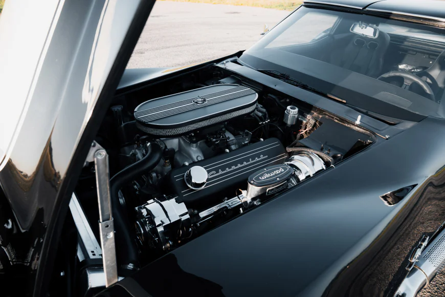 1969 Chevrolet Corvette C3 Restomod 715HP 8.8L V8 Build from Prague