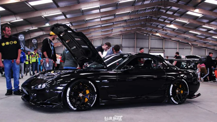 Simon Korb’s Mazda RX-7 FD — A Rotary Rebirth Built with Passion