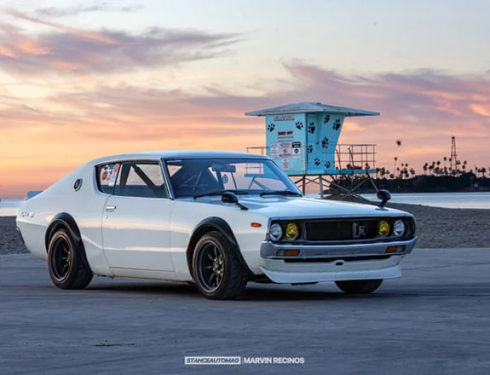 1974 Nissan Skyline GT-R Tribute Kenmeri L20 Triple Mikuni Build