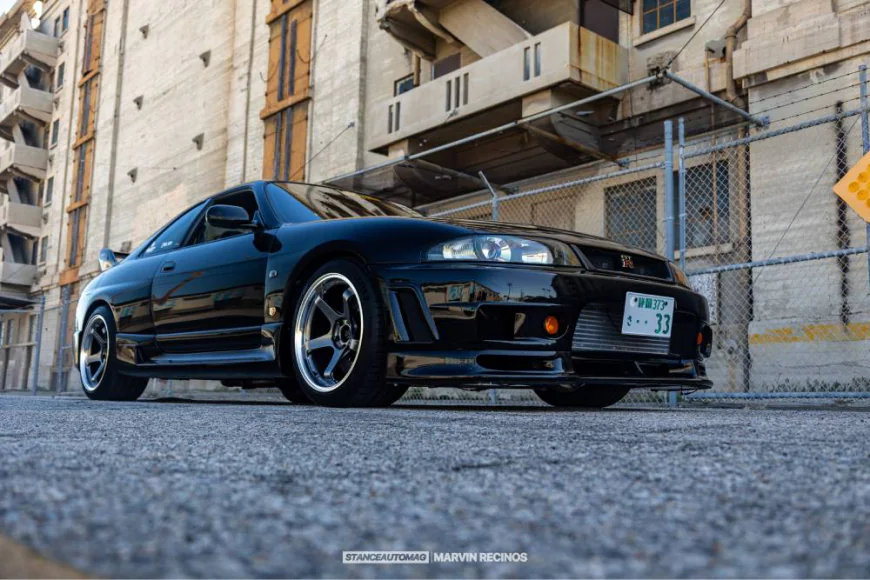 1998 Nissan Skyline GT-R R33: Built RB26 with 600 WHP and Rare GV1 Paint
