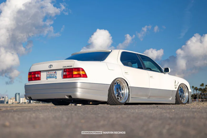 1995 Toyota Celsior: SpaceX Welder Imports Grandma-Spec VIP Dream