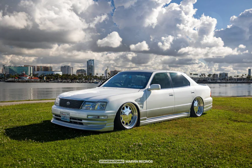 1995 Toyota Celsior: SpaceX Welder Imports Grandma-Spec VIP Dream