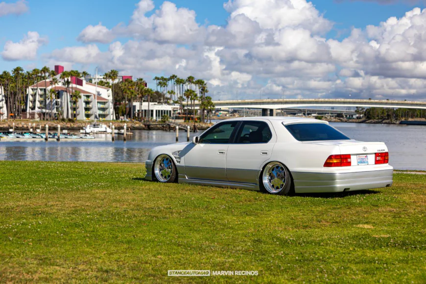 1995 Toyota Celsior: SpaceX Welder Imports Grandma-Spec VIP Dream