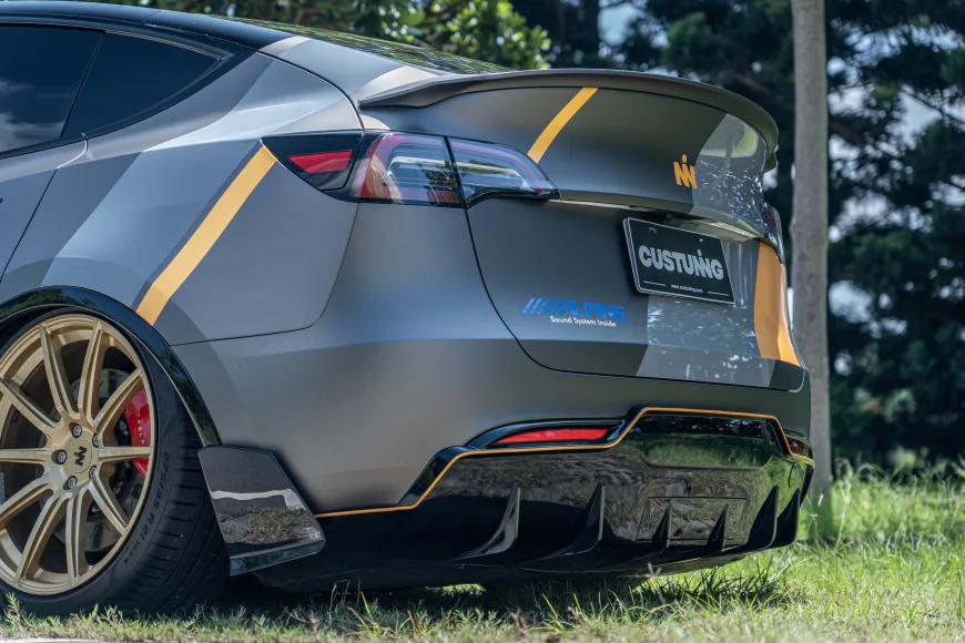 2024 Tesla Model Y Notos: CUSTUNING's Complete EV Performance Build