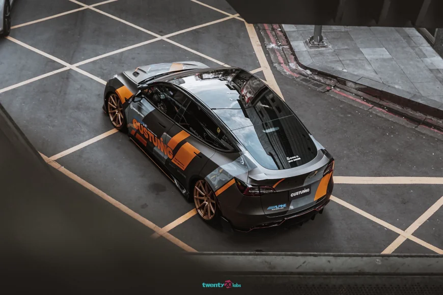 2024 Tesla Model Y Notos: CUSTUNING's Complete EV Performance Build