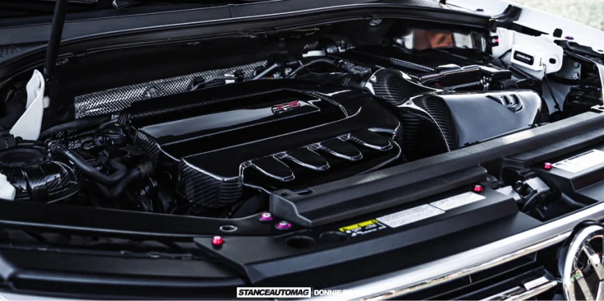 2020 Volkswagen Tiguan build Pure White engine bay