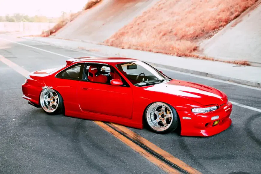 red nissan silvia