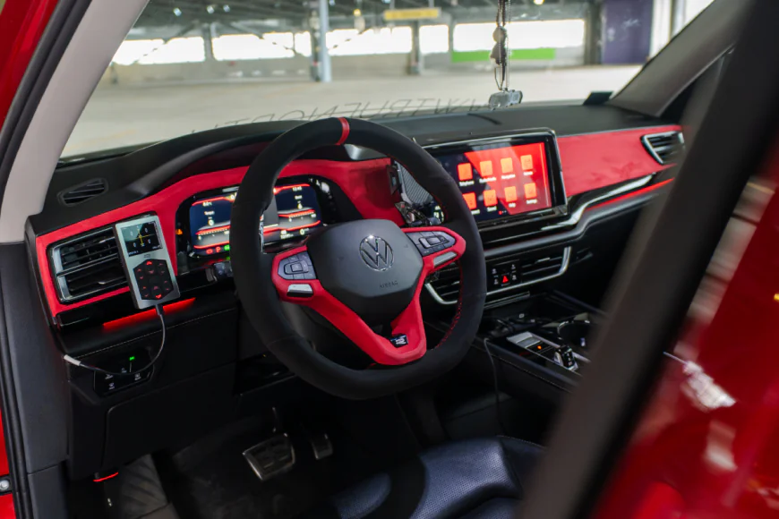 Bagged Volkswagen Atlas: Marco Dator's 2024 Family SUV Show Build
