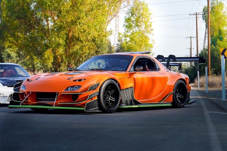 In what year was the Mazda RX-7 first introduced?